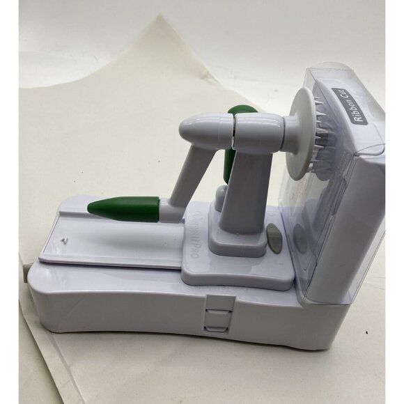 Veggetti Pro Table Top Spiralizer Spiral Vegetable Fruit Slicer Cutter 3 Blades - Picture 5 of 16